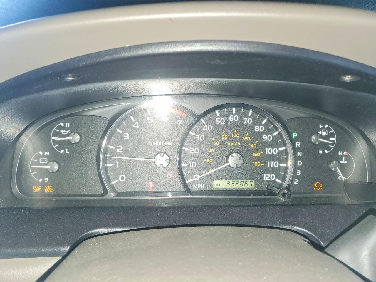 2005 TOYOTA SEQUOIA