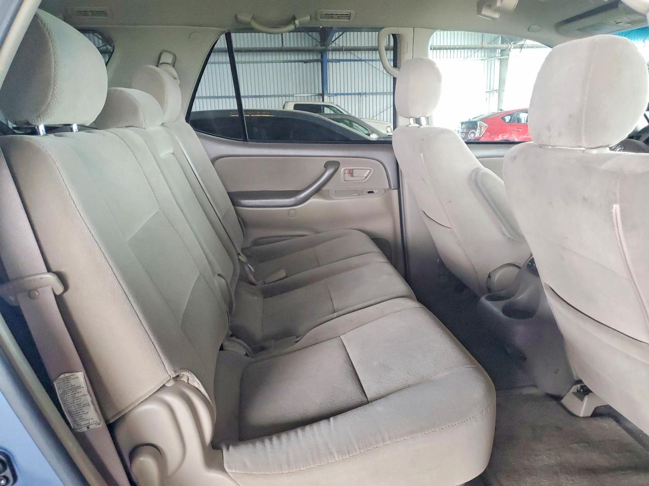 2005 TOYOTA SEQUOIA