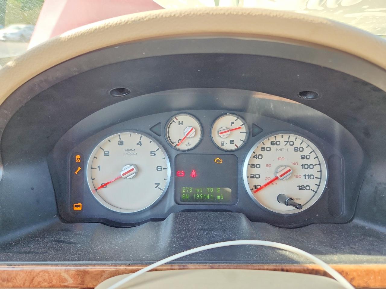 2005 FORD FIVE HUNDR