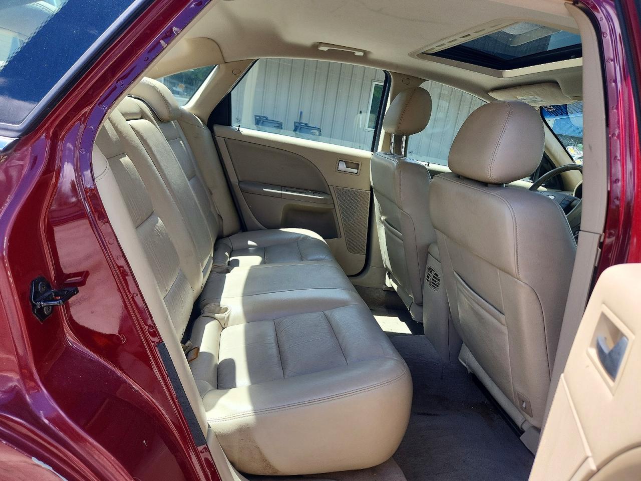 2005 FORD FIVE HUNDR