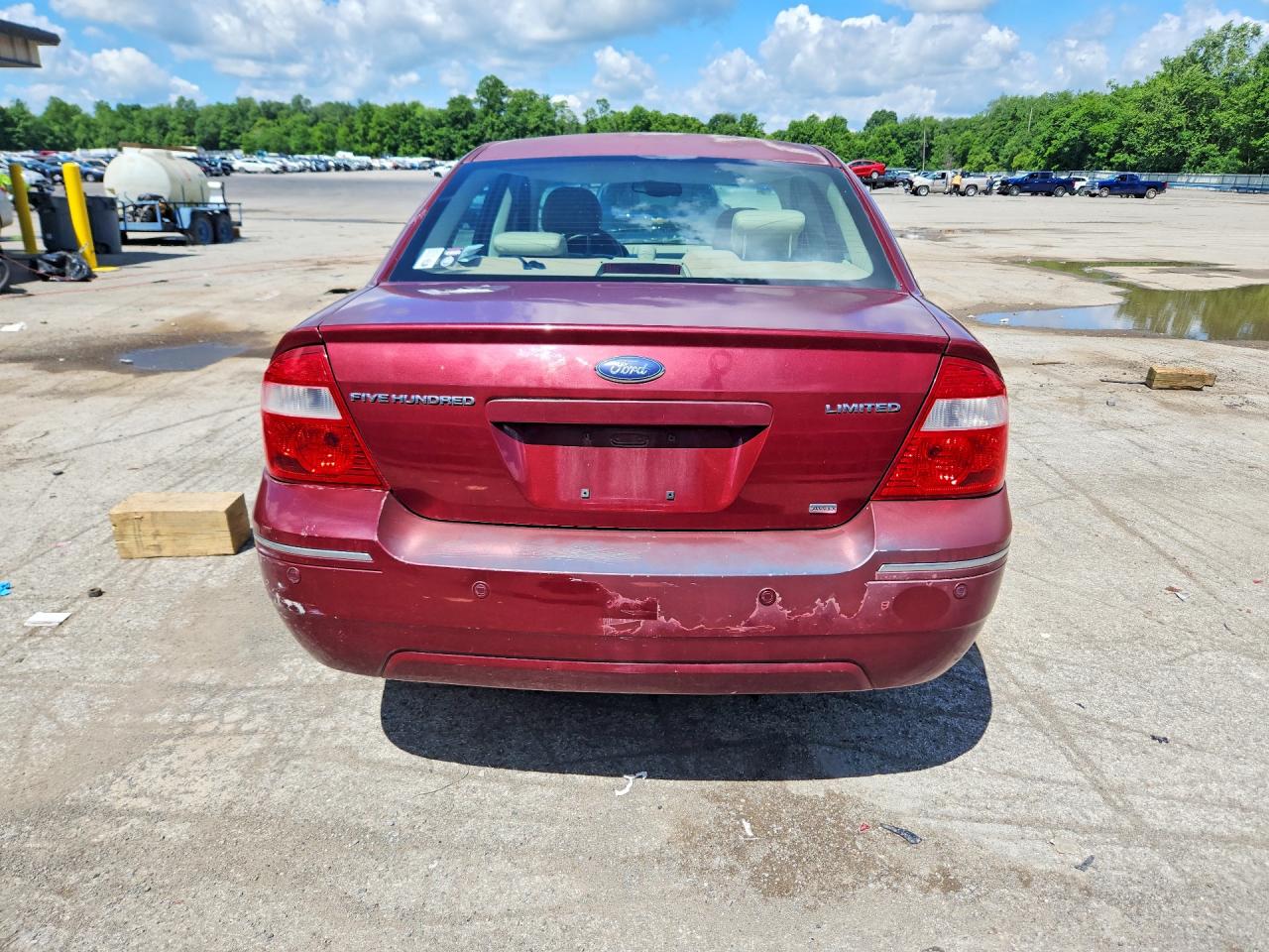 2005 FORD FIVE HUNDR
