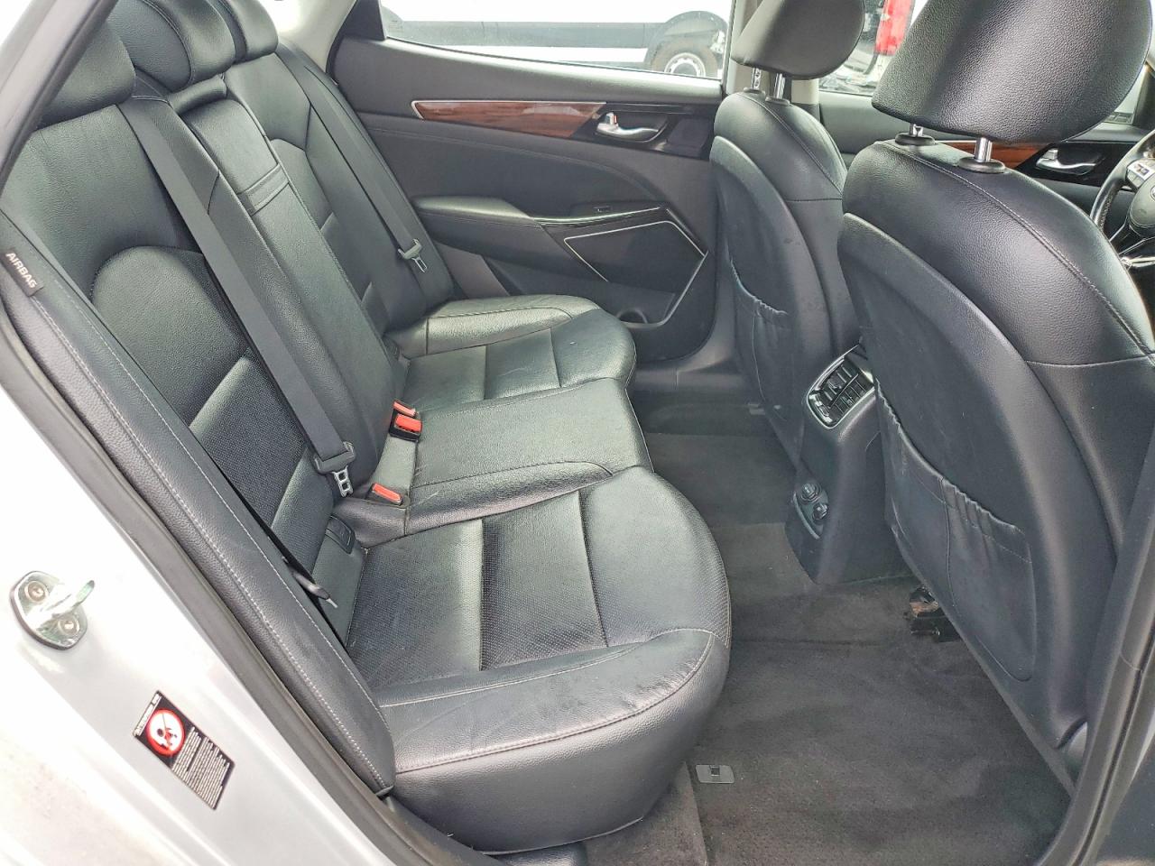 2017 KIA CADENZA