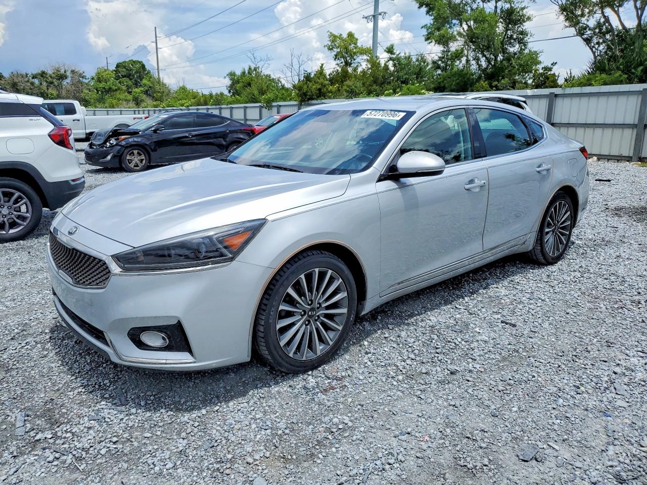 2017 KIA CADENZA
