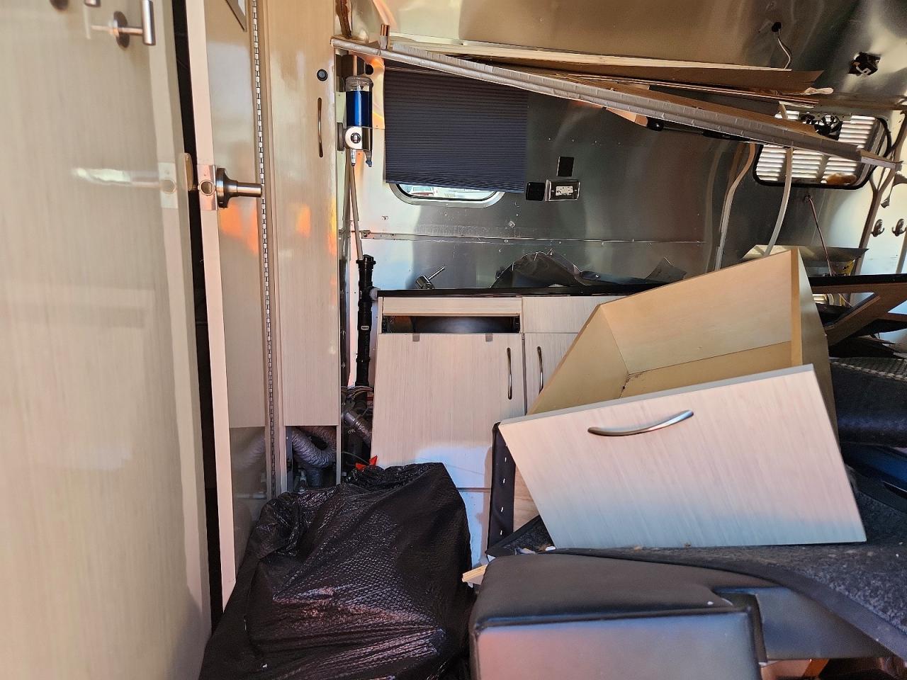 2015 AIRSTREAM INTERNATIO