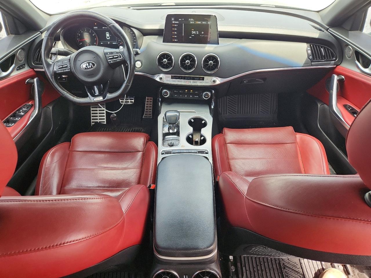 2019 KIA STINGER