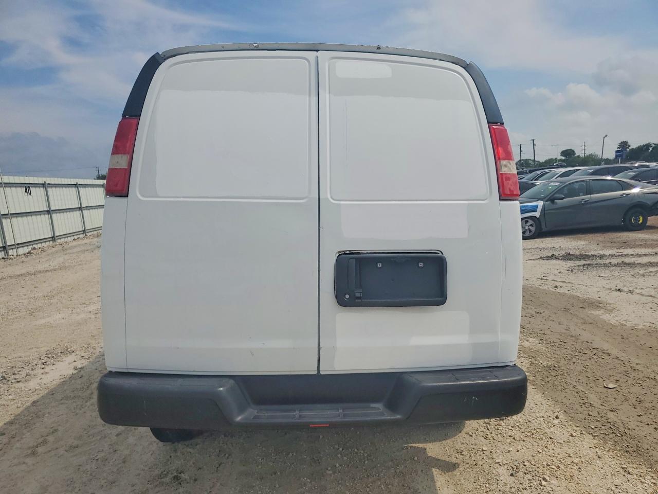 2017 CHEVROLET EXPRESS