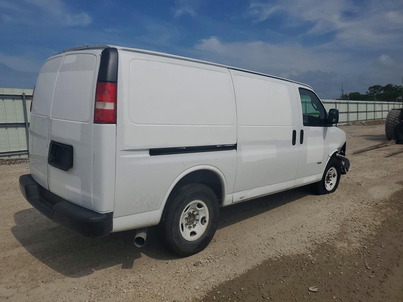 2017 CHEVROLET EXPRESS