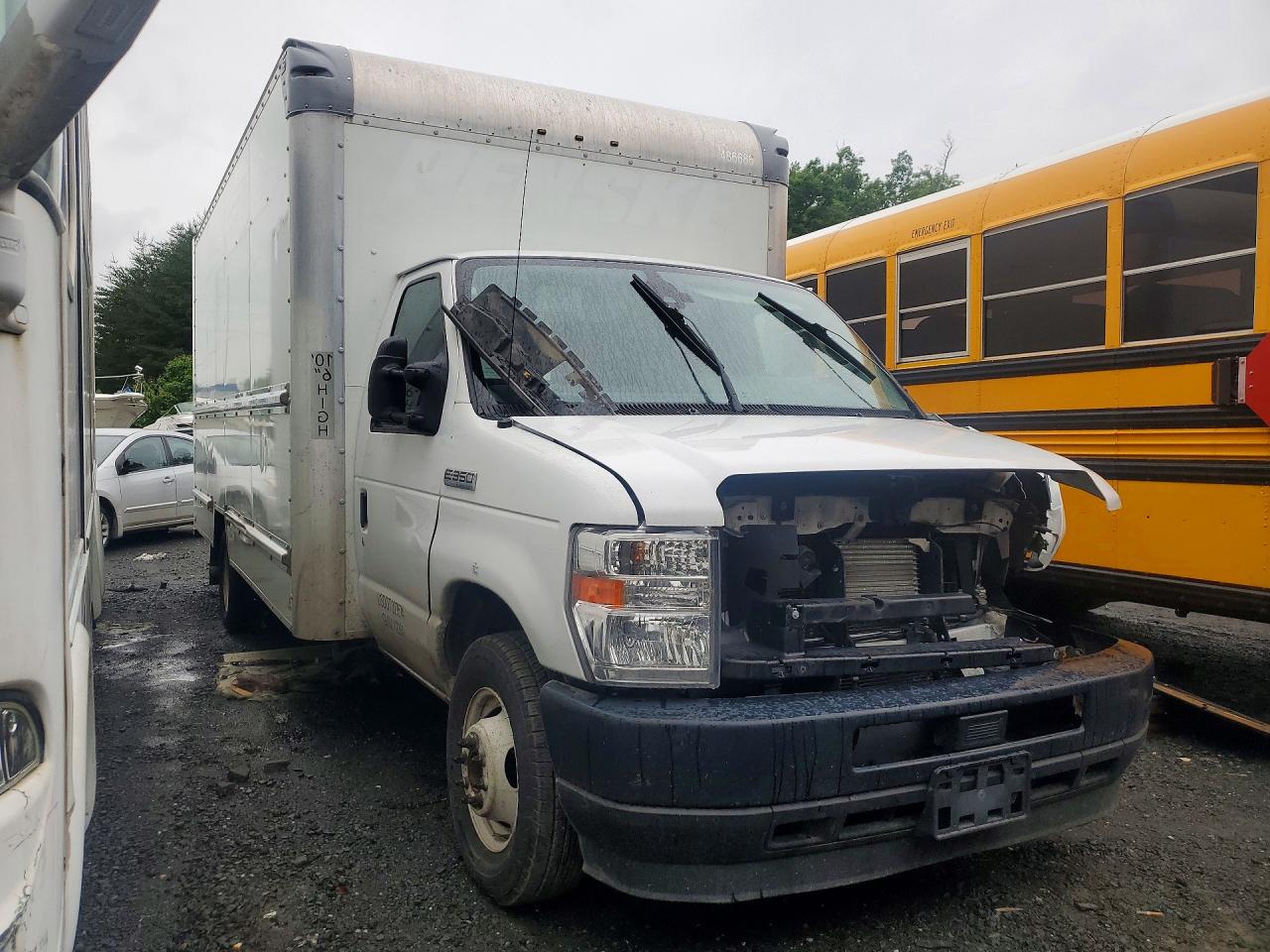 2022 FORD ECONOLINE