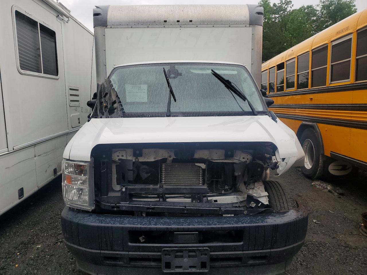 2022 FORD ECONOLINE