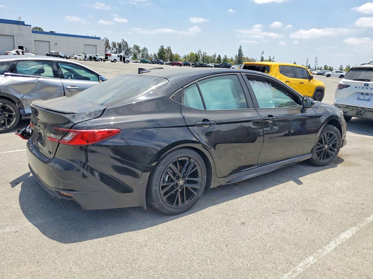 2026 TOYOTA CAMRY