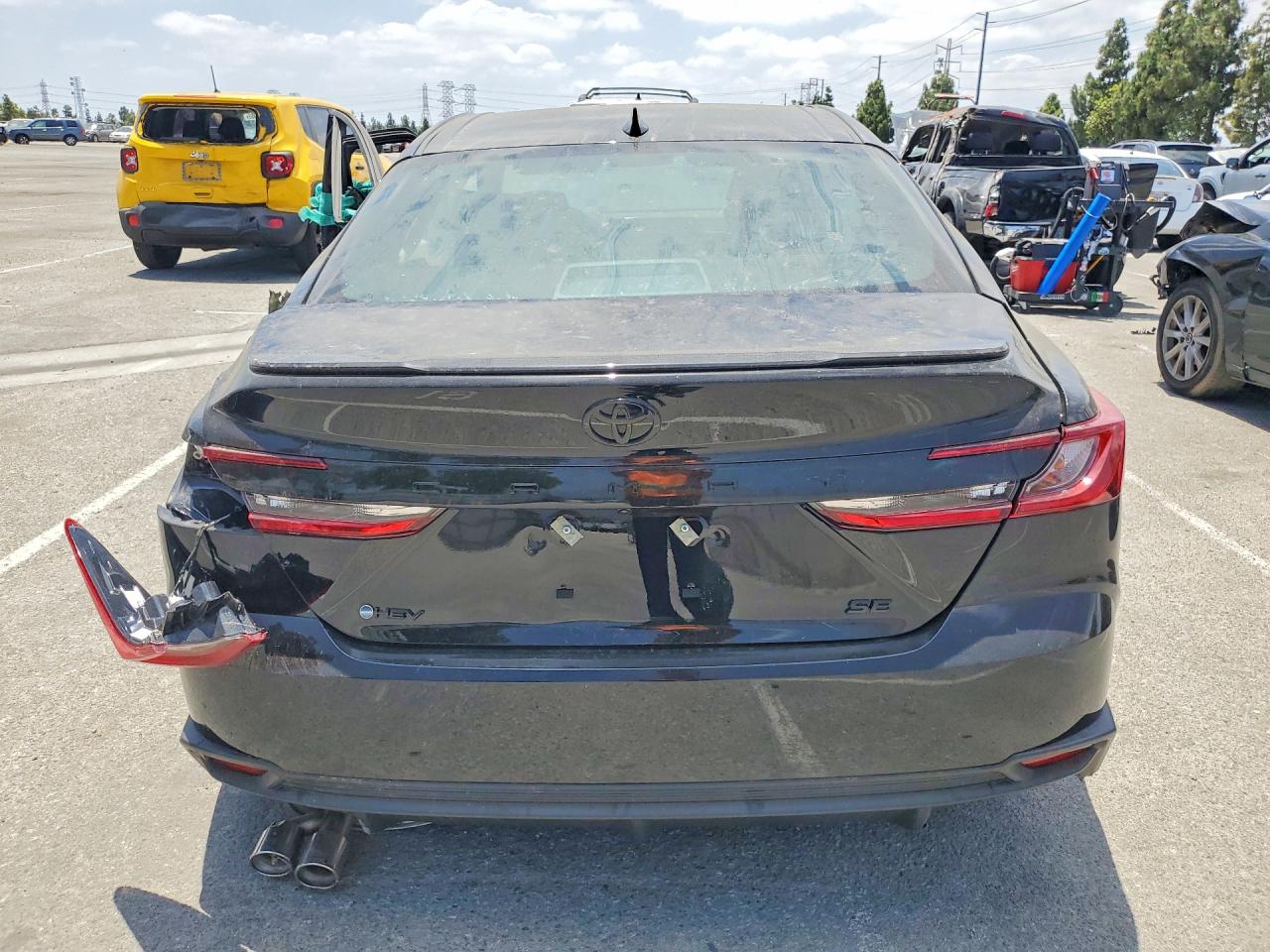 2026 TOYOTA CAMRY