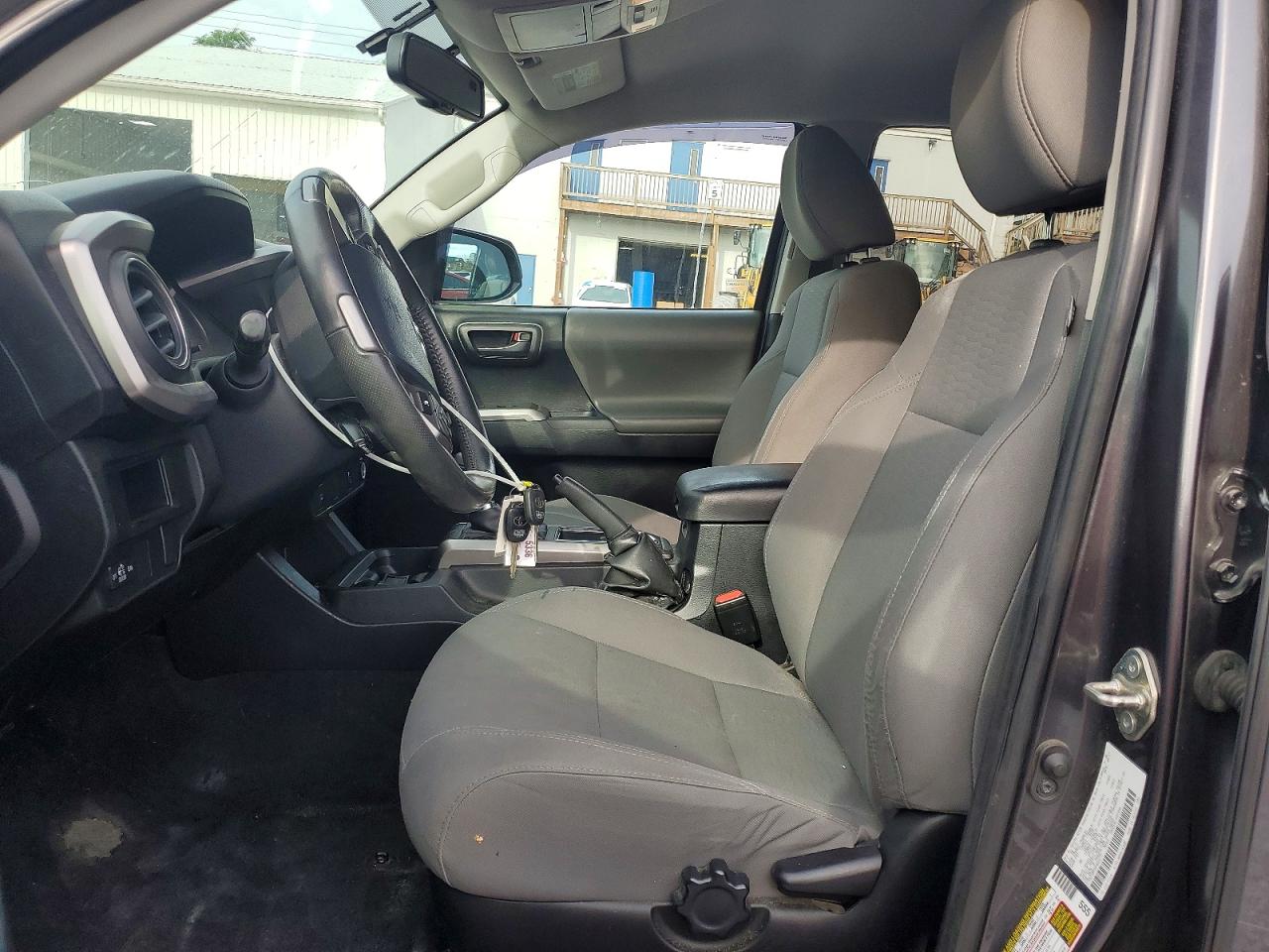 2017 TOYOTA TACOMA