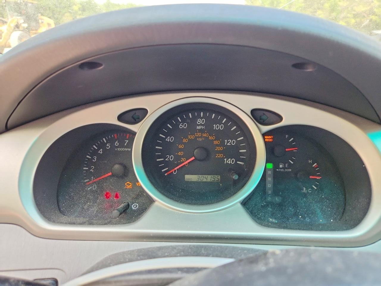 2005 TOYOTA HIGHLANDER