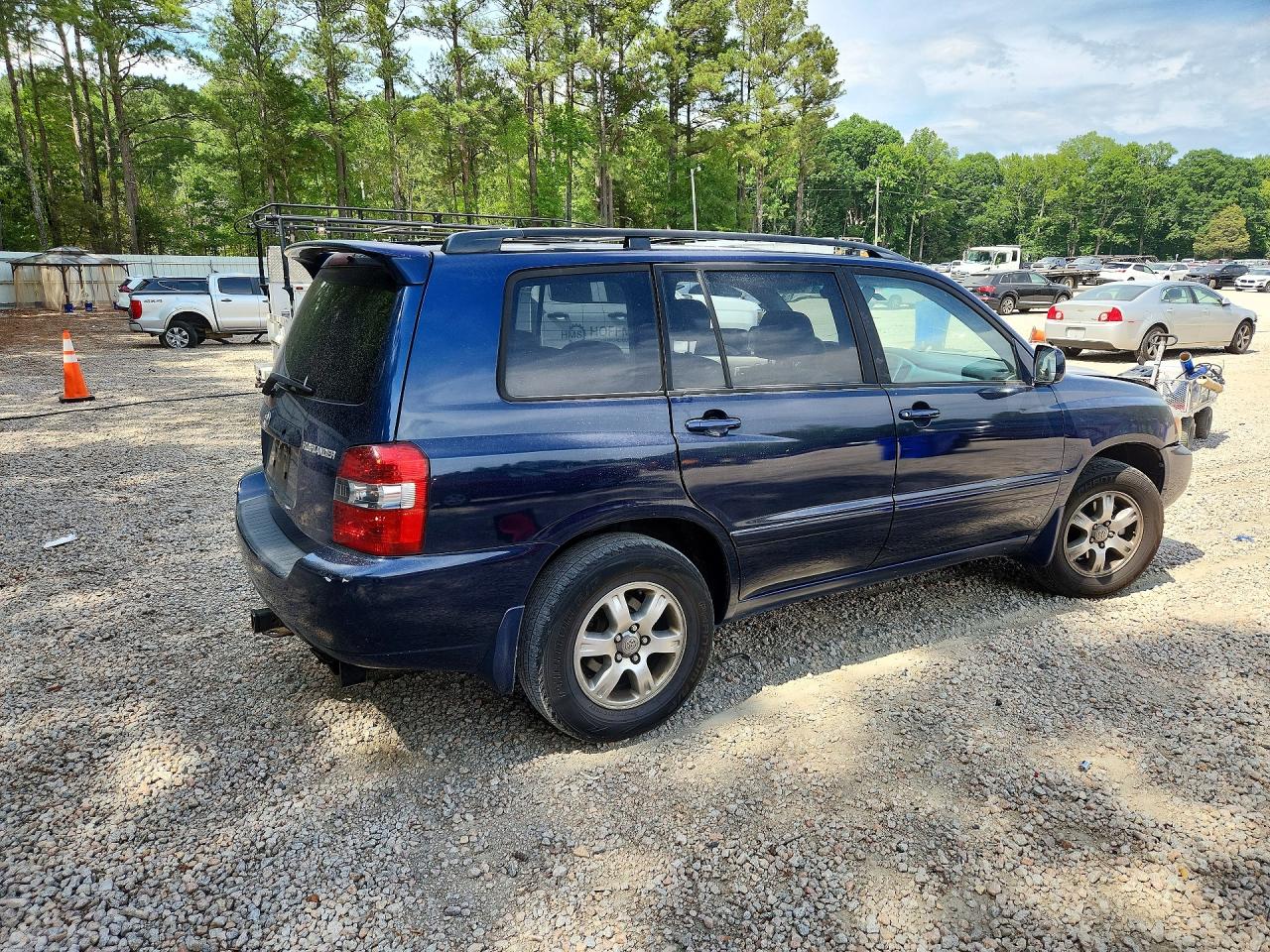 2005 TOYOTA HIGHLANDER