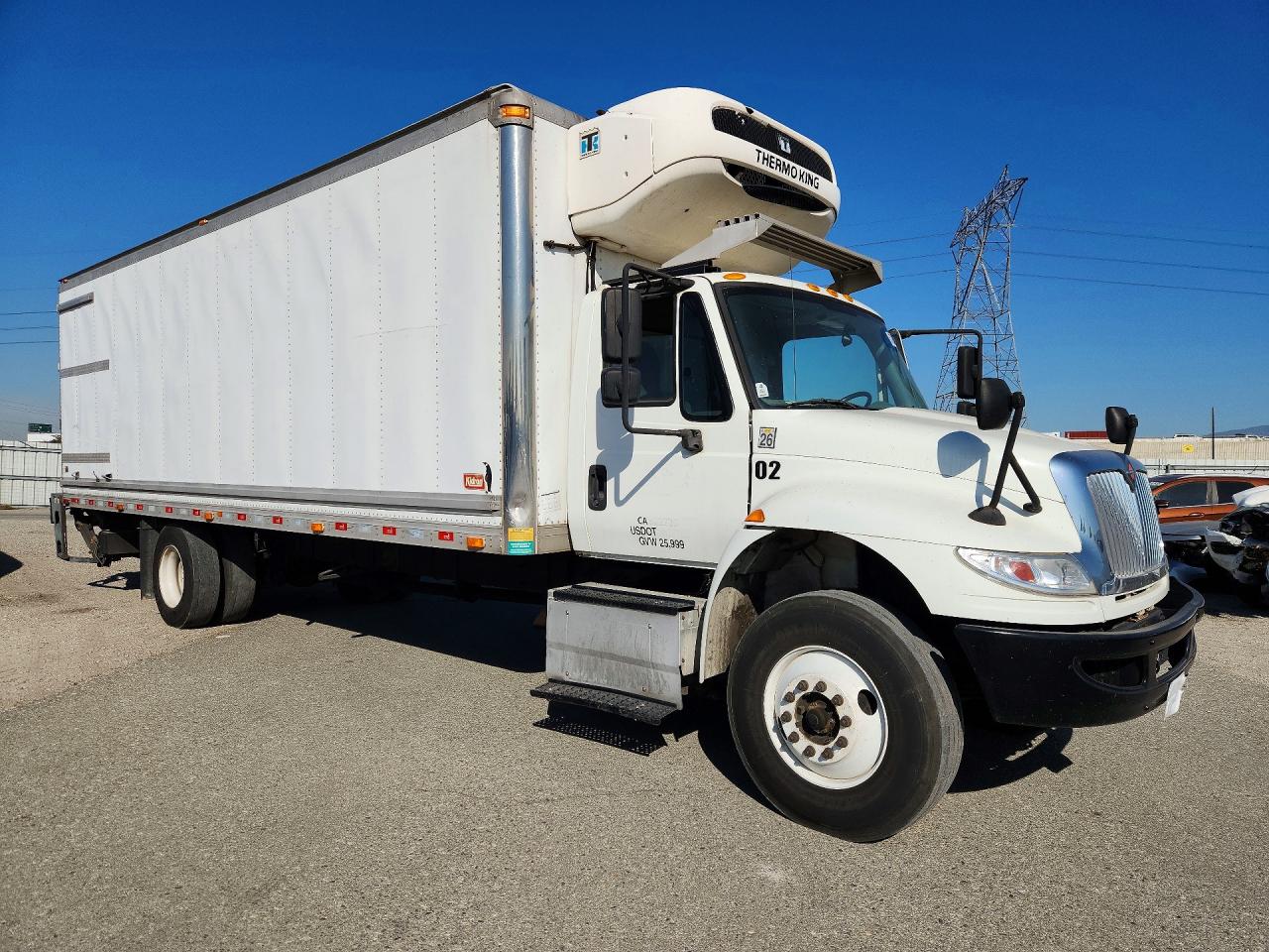 2016 INTERNATIONAL 4000 SERIE