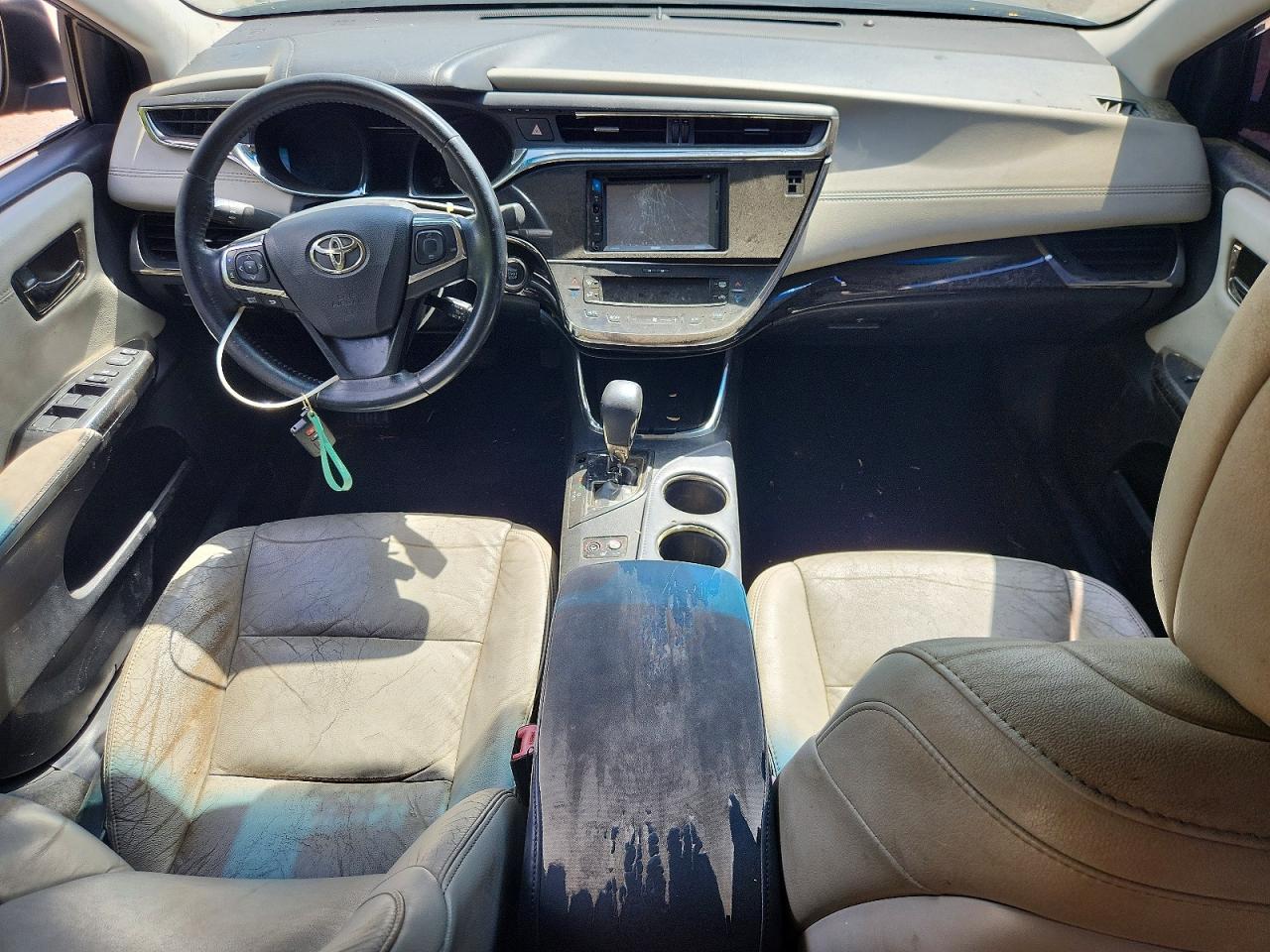 2013 TOYOTA AVALON