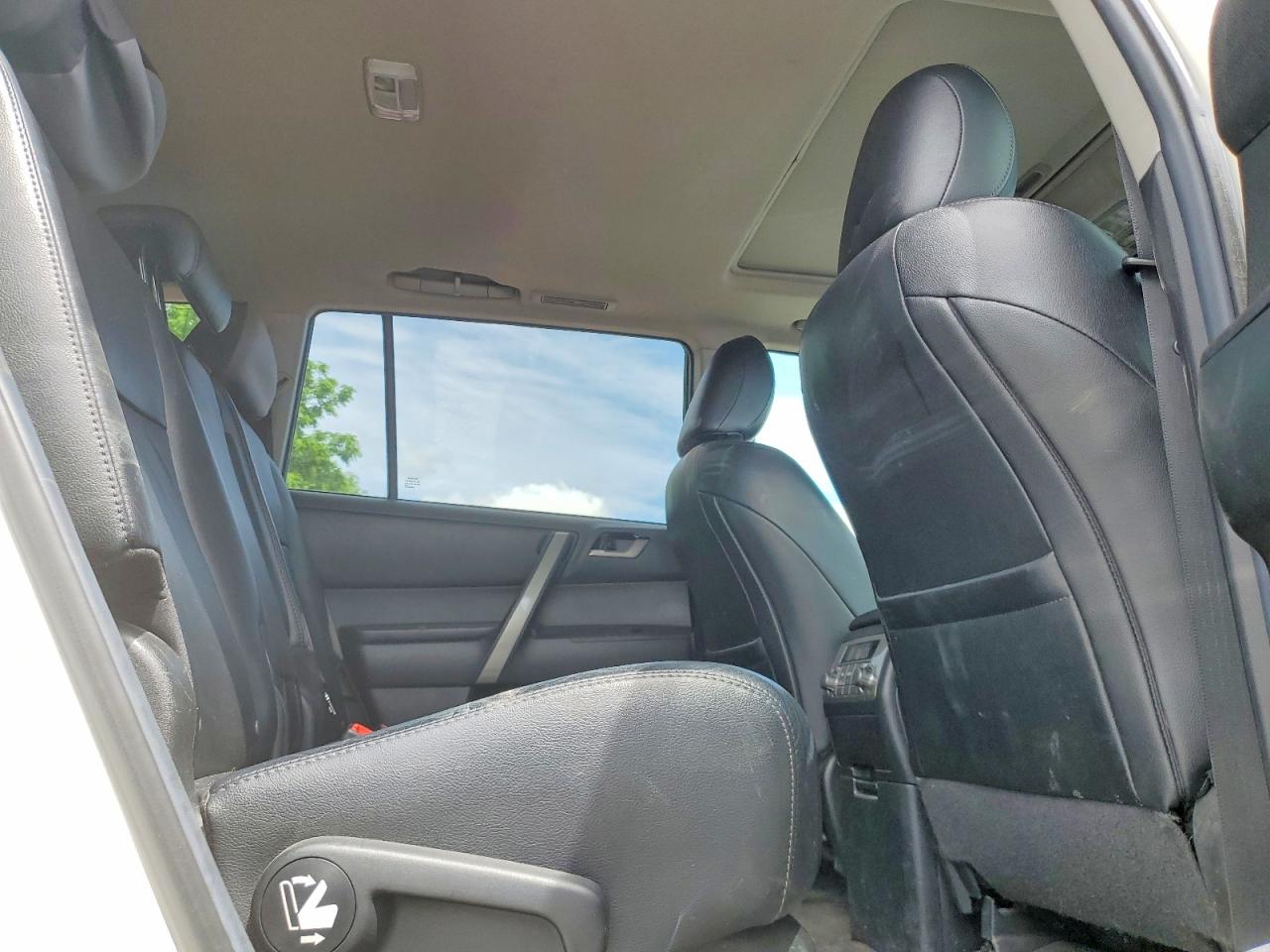 2013 TOYOTA HIGHLANDER
