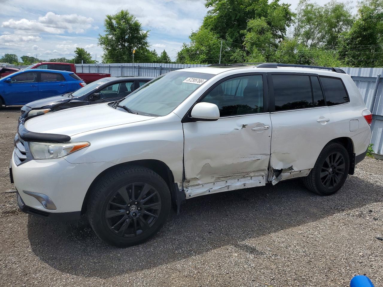 2013 TOYOTA HIGHLANDER