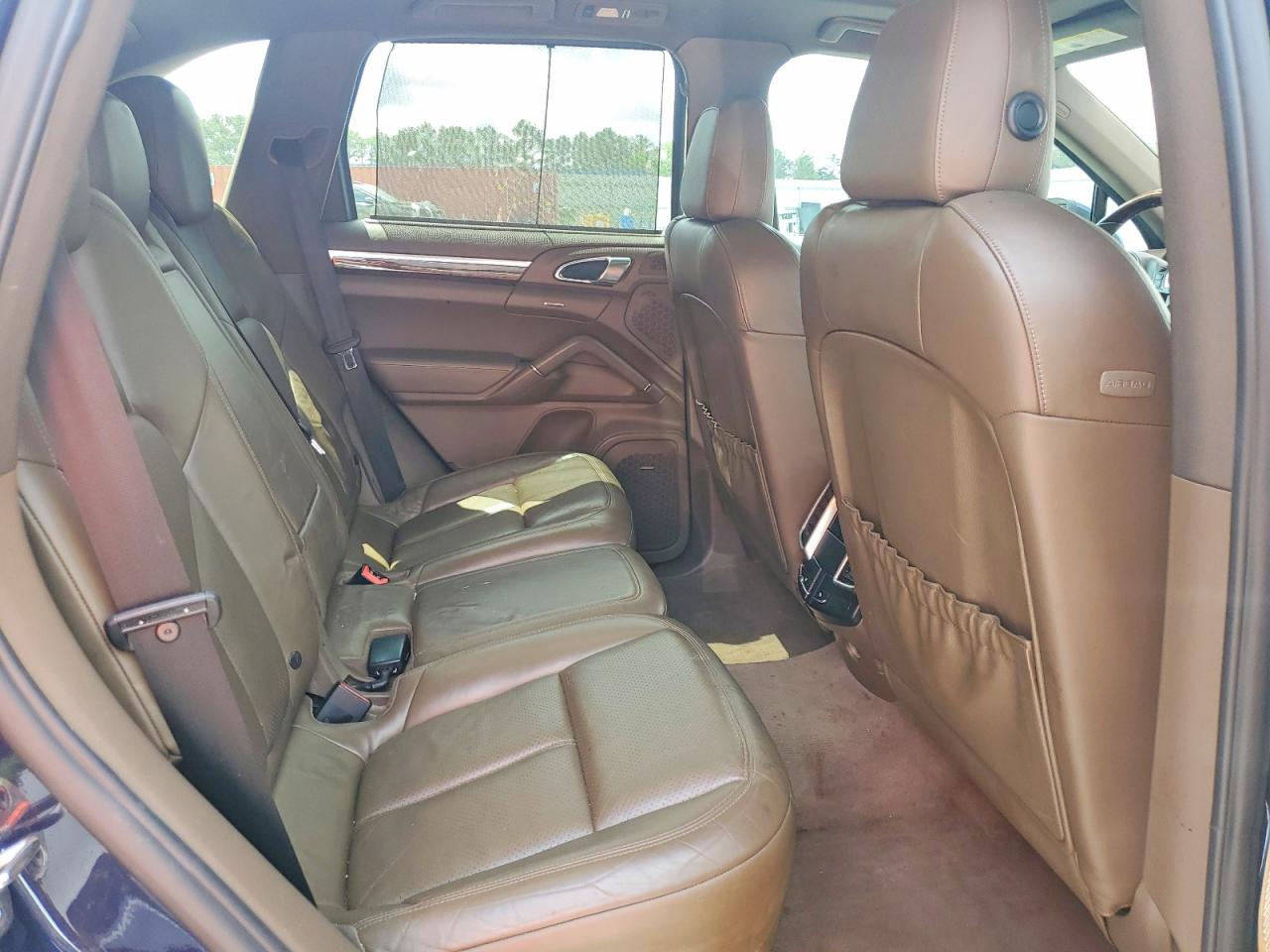 2011 PORSCHE CAYENNE