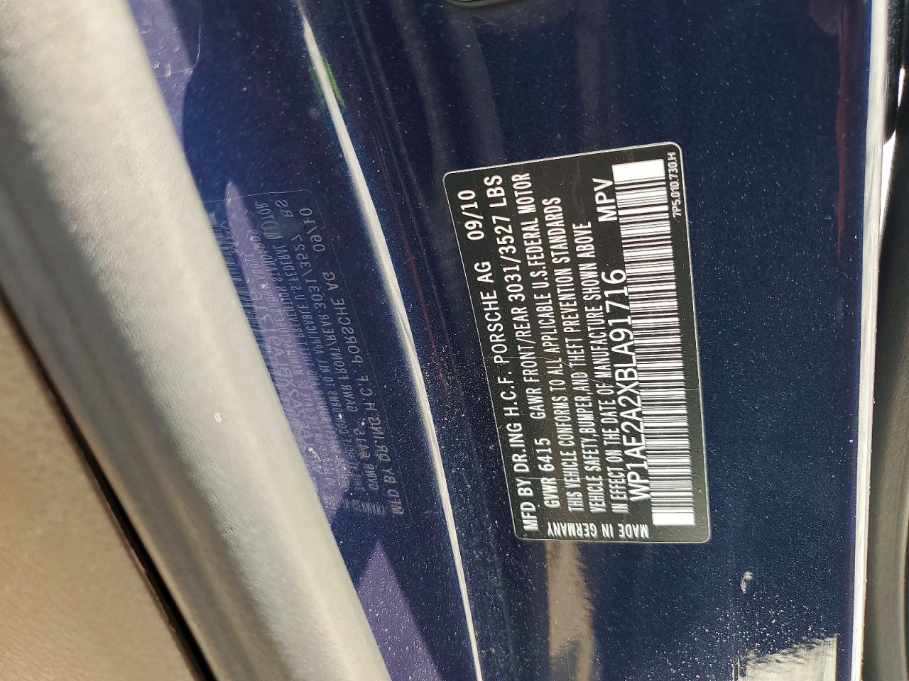2011 PORSCHE CAYENNE