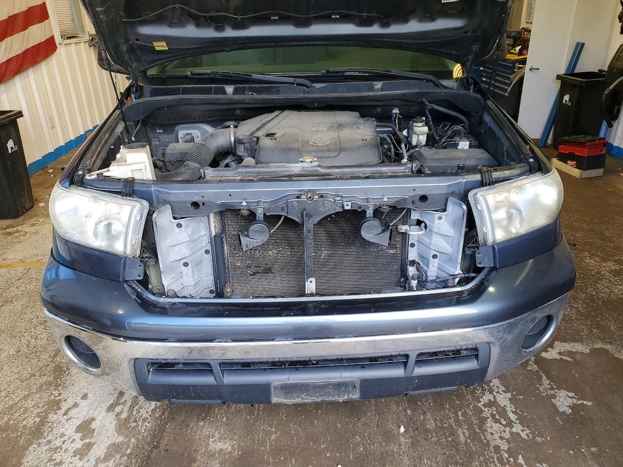 2010 TOYOTA TUNDRA