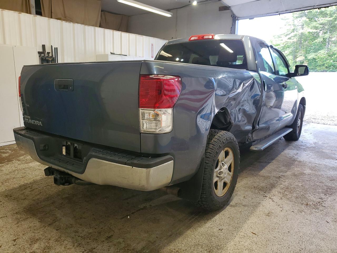 2010 TOYOTA TUNDRA
