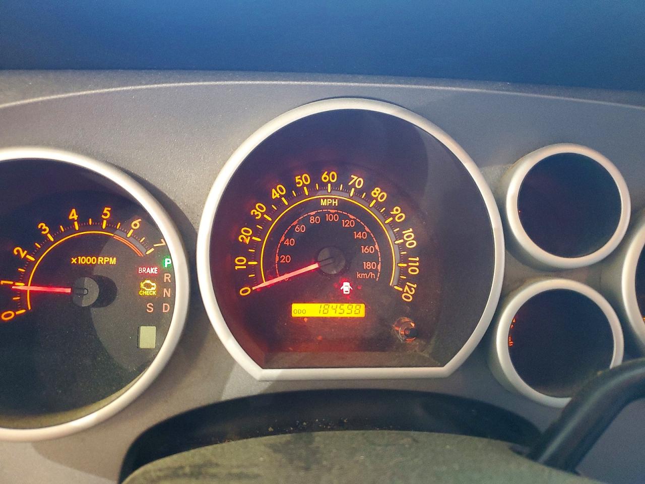 2010 TOYOTA TUNDRA