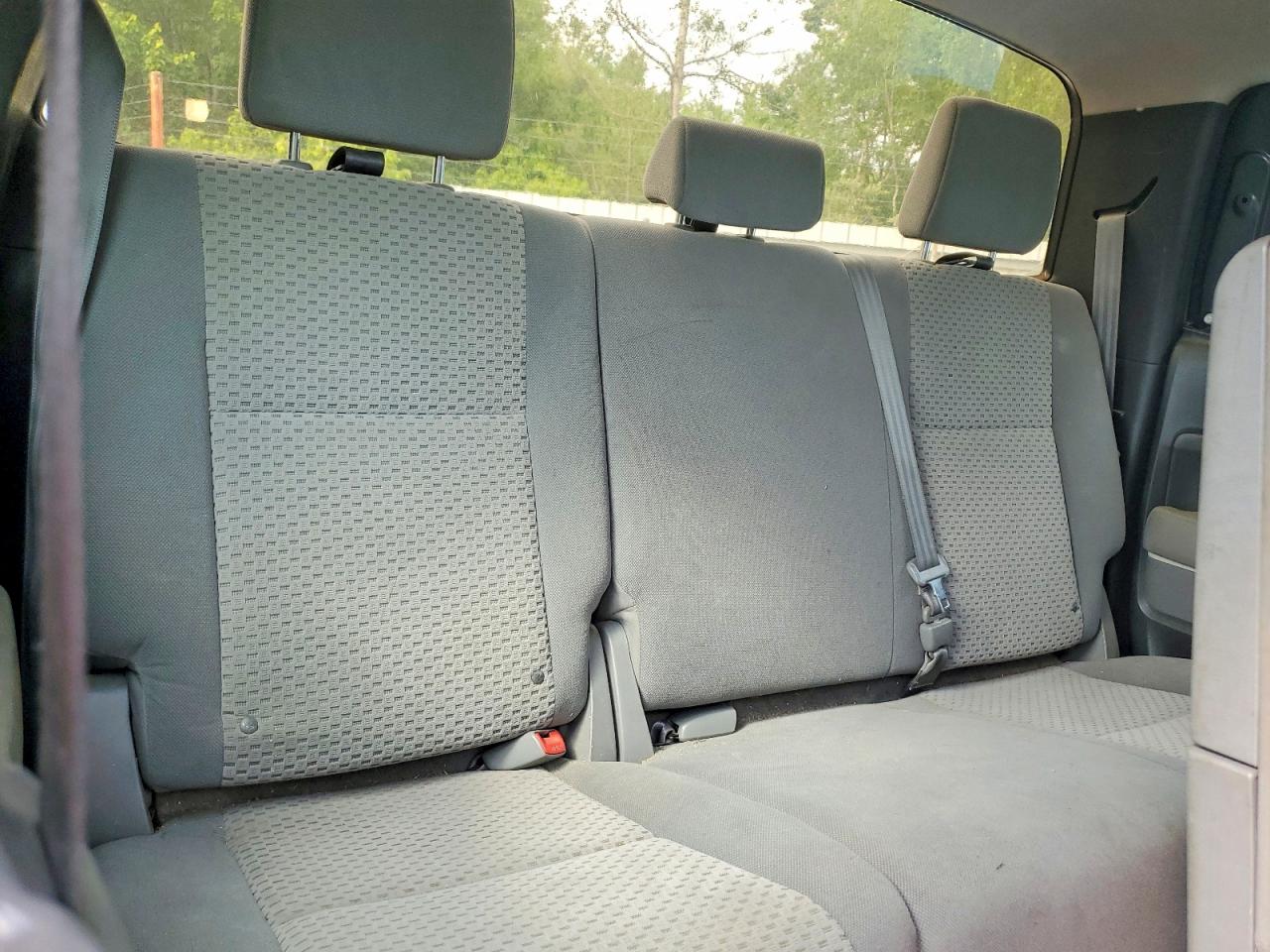 2010 TOYOTA TUNDRA
