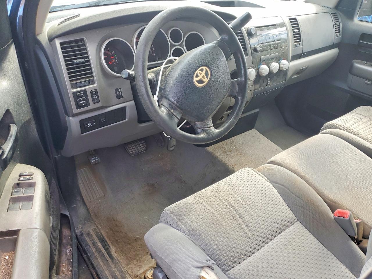2010 TOYOTA TUNDRA