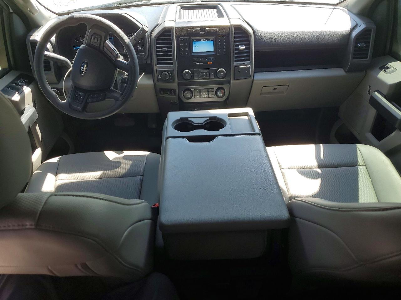 2022 FORD F350