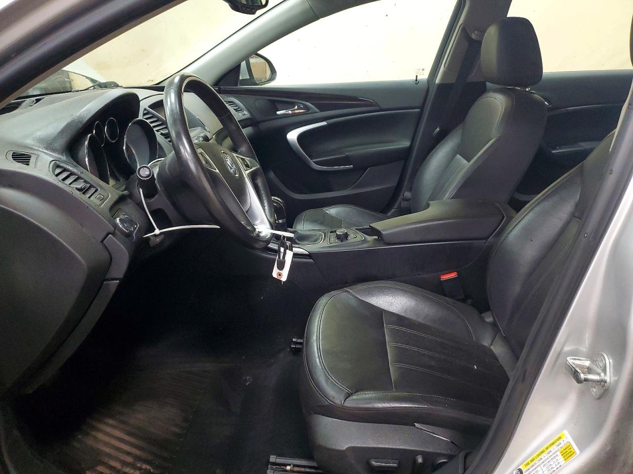 2011 BUICK REGAL