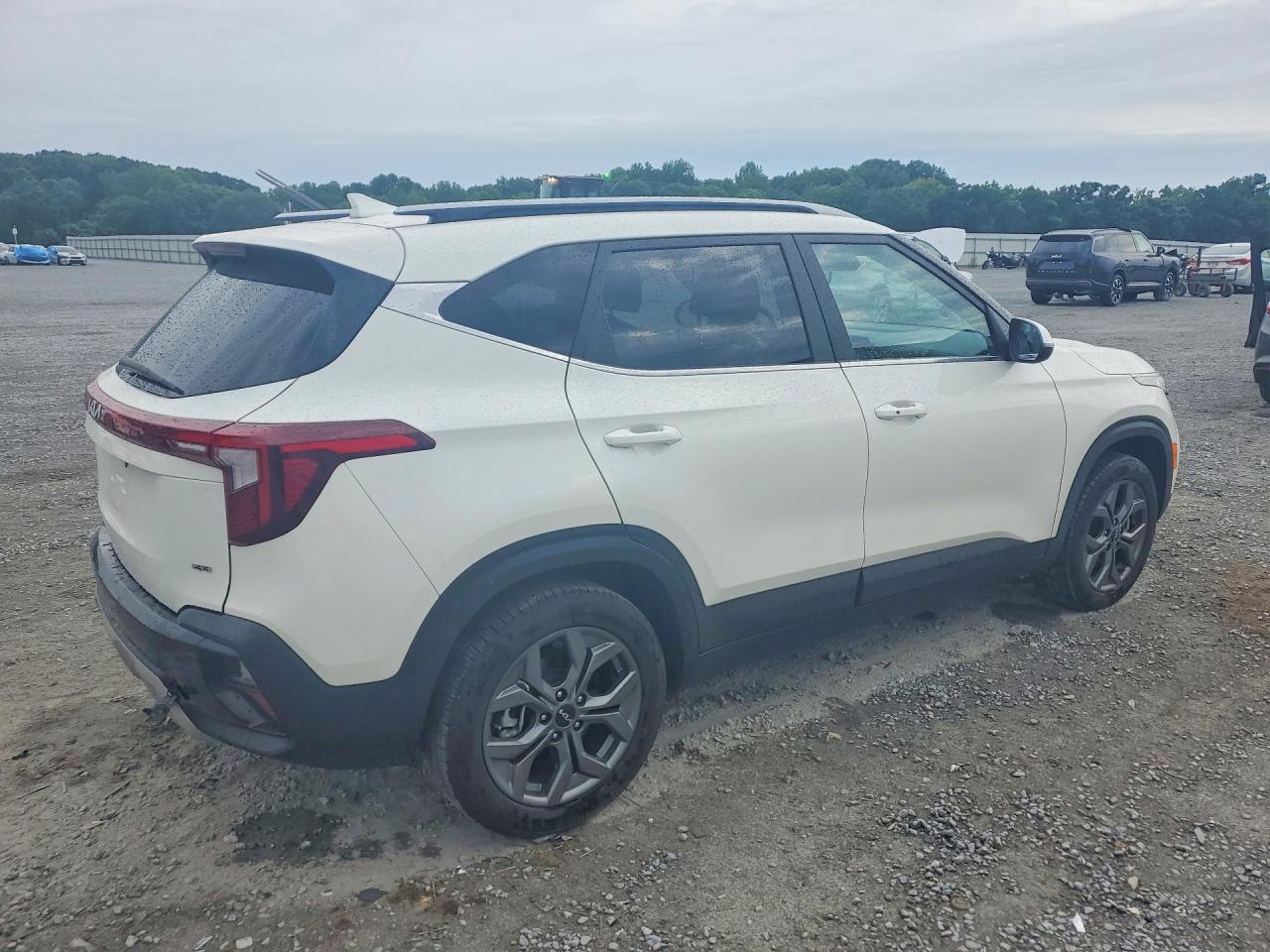 2024 KIA SELTOS