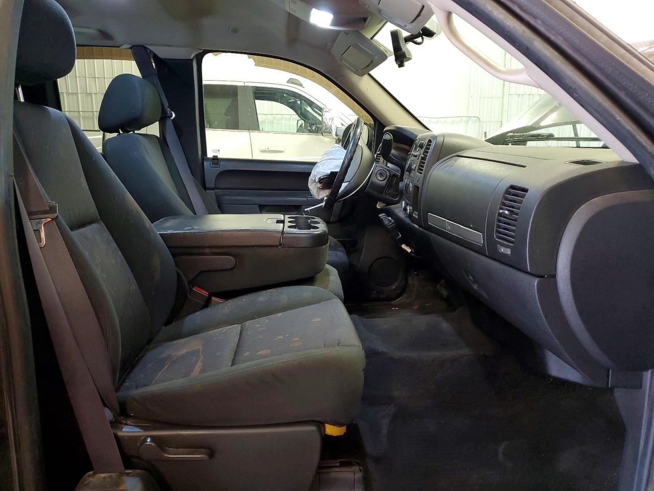 2011 CHEVROLET SILVERADO