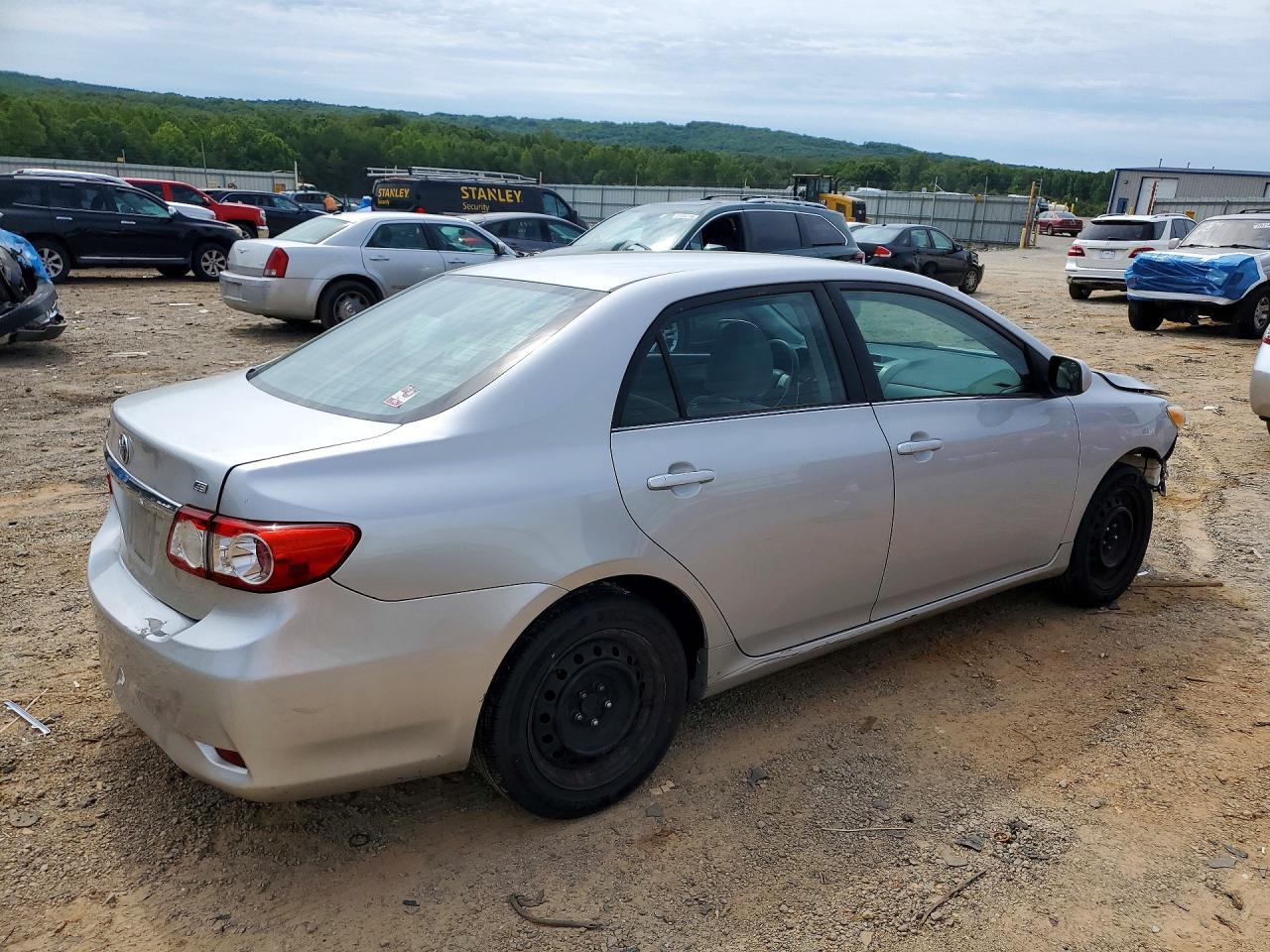 2013 TOYOTA COROLLA