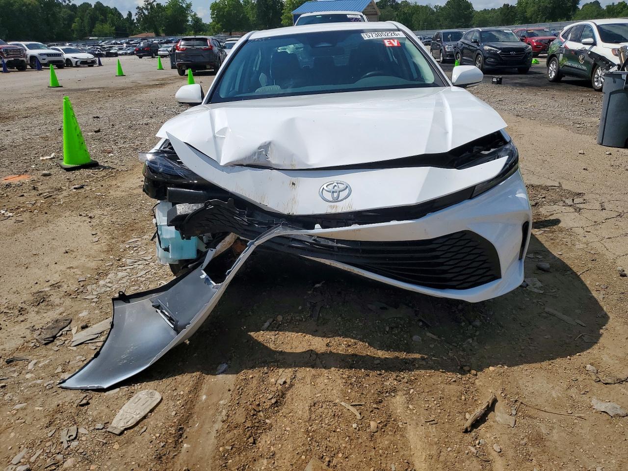 2026 TOYOTA CAMRY