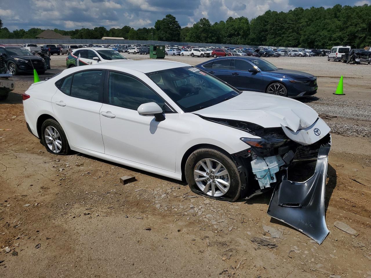 2026 TOYOTA CAMRY