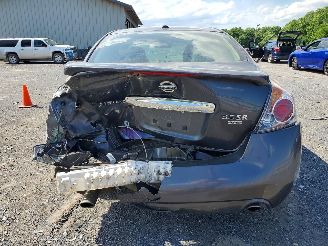 2011 NISSAN ALTIMA