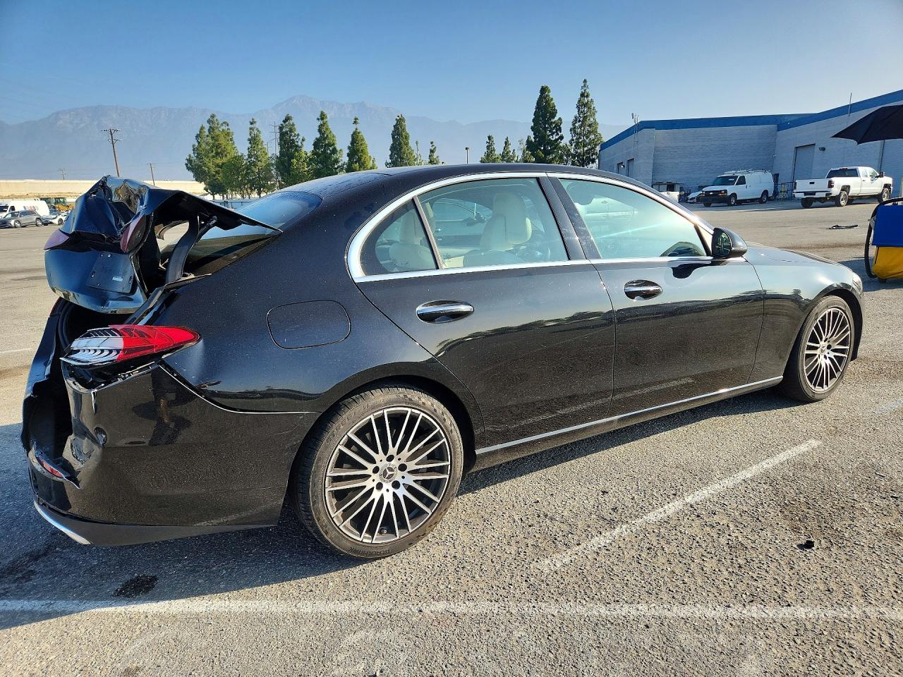 2023 MERCEDES-BENZ C-CLASS
