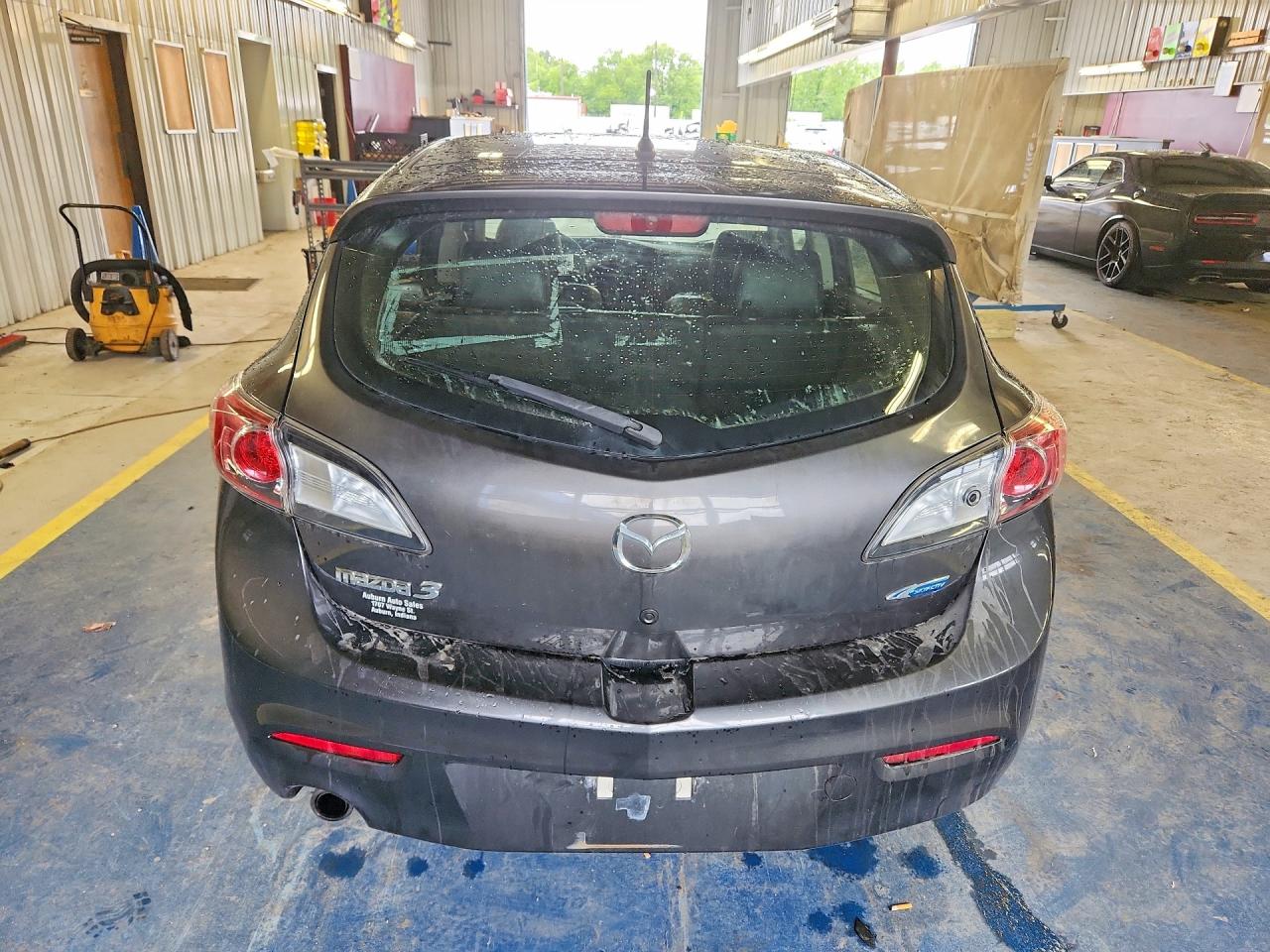 2013 MAZDA 3
