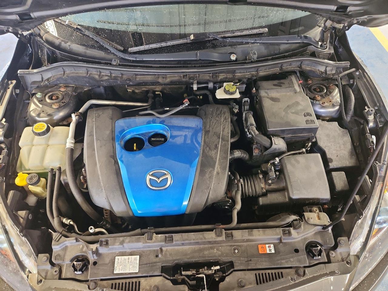 2013 MAZDA 3