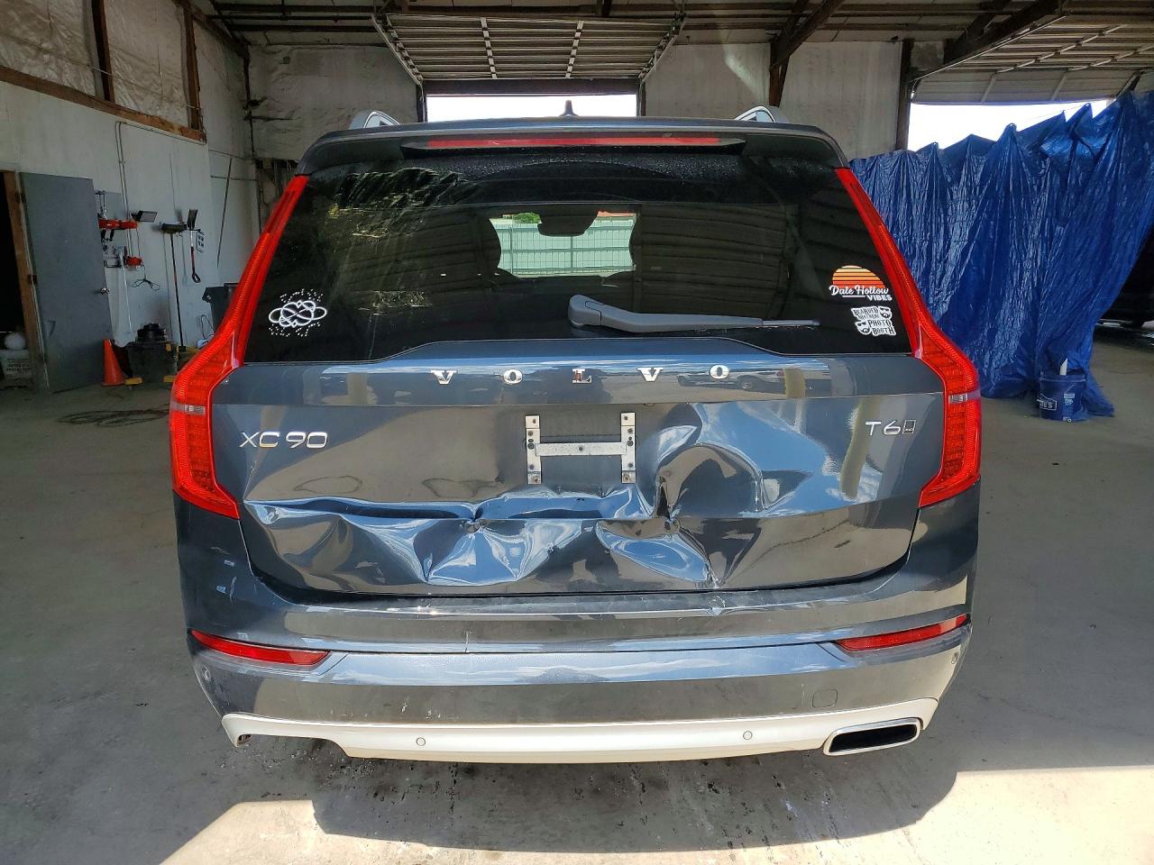 2016 VOLVO XC90