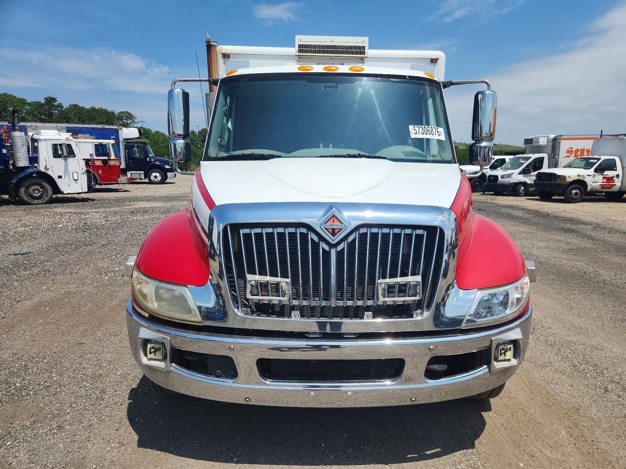2011 INTERNATIONAL 4000 SERIE