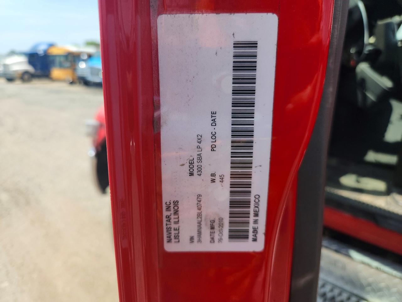 2011 INTERNATIONAL 4000 SERIE