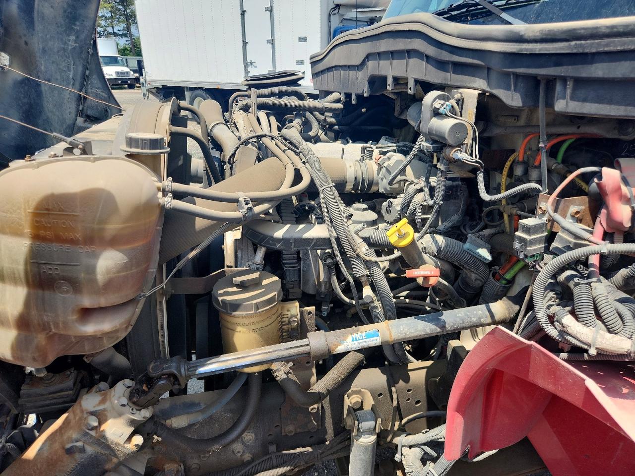 2011 INTERNATIONAL 4000 SERIE