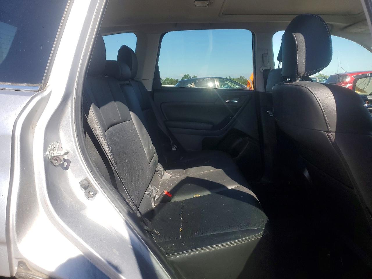 2015 SUBARU FORESTER