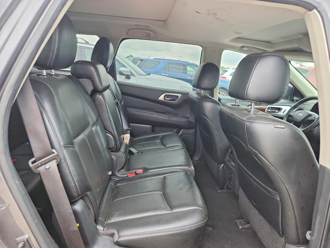 2017 NISSAN PATHFINDER