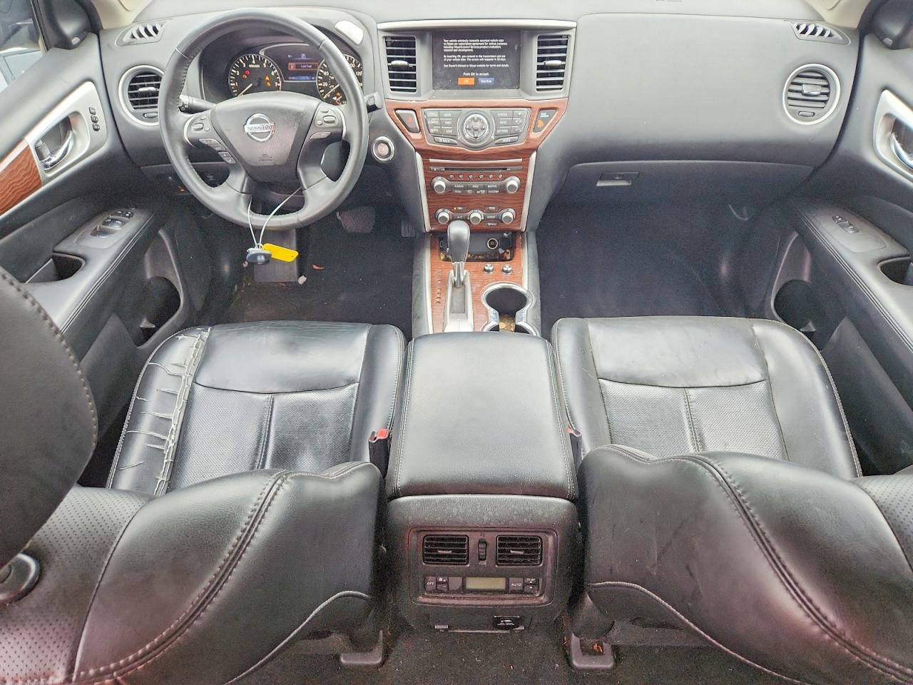 2017 NISSAN PATHFINDER