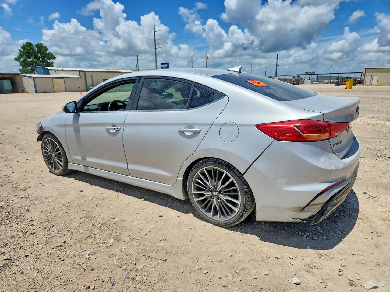 2018 HYUNDAI ELANTRA