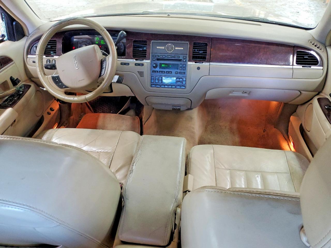 2006 LINCOLN TOWNCAR