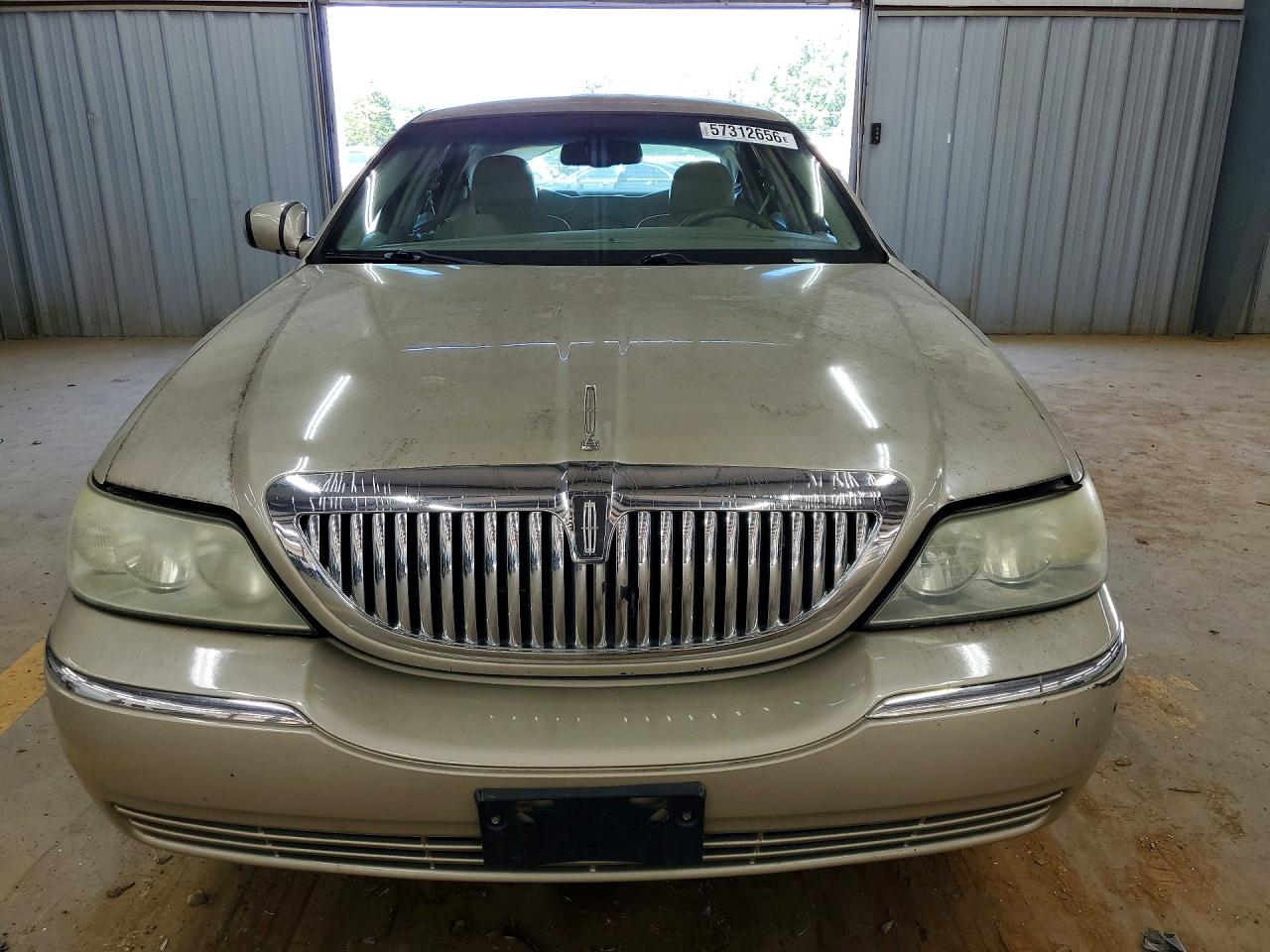 2006 LINCOLN TOWNCAR